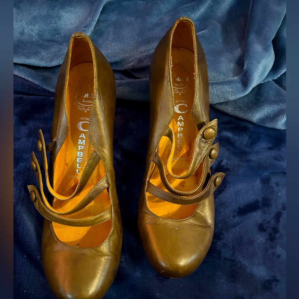 Preloved Jeffrey Campbell Ibiza Pumps